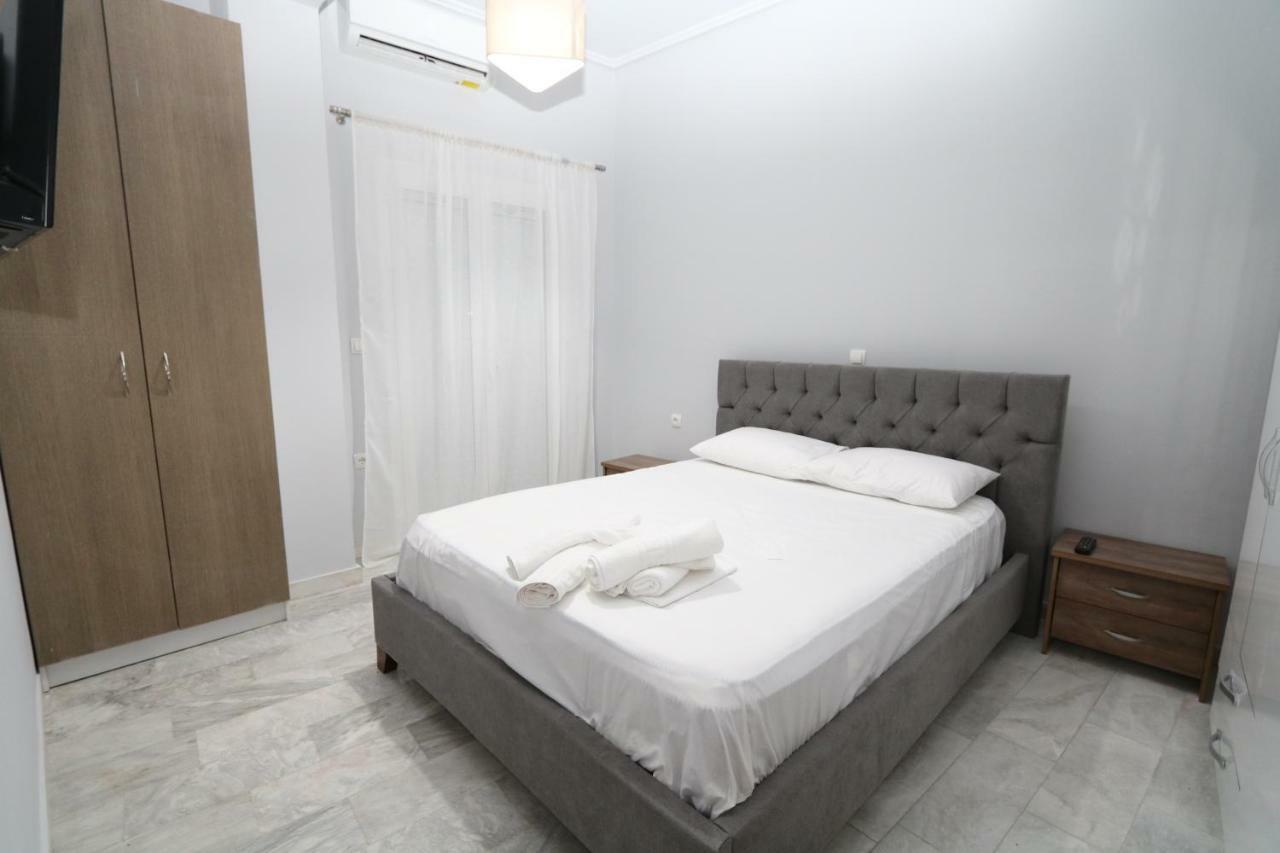 Molly Apartments Argostóli Extérieur photo