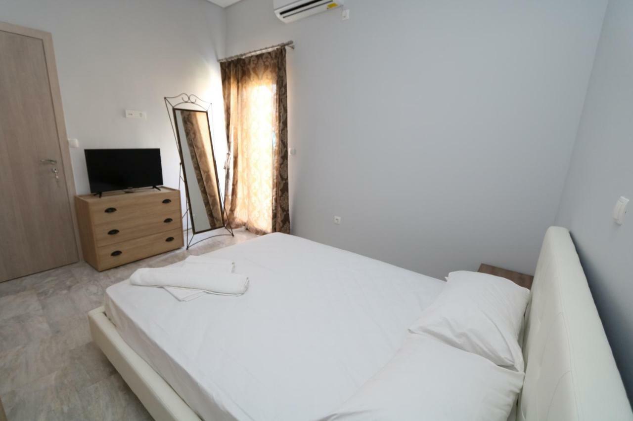 Molly Apartments Argostóli Extérieur photo